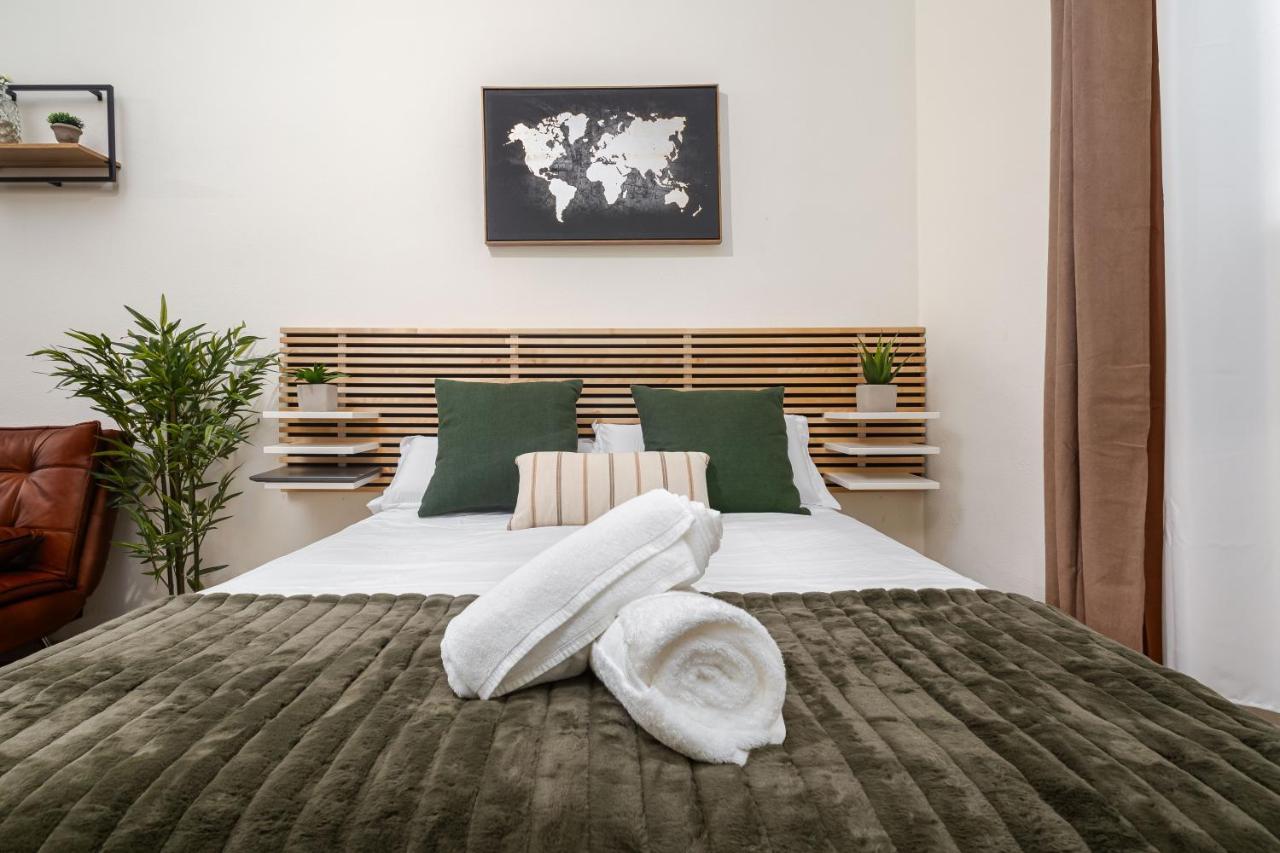 Central Studio Apartment Malaga Ngoại thất bức ảnh